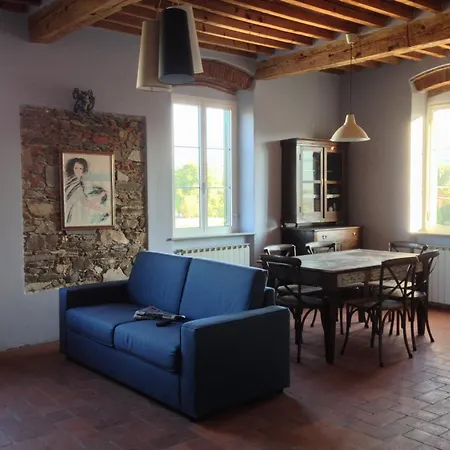 Casa De Servi Apartment